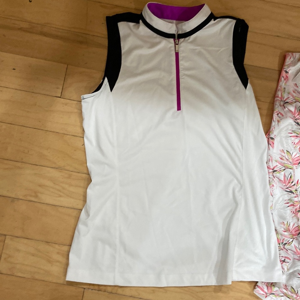 Tail sleeveless golf shirt